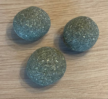 Charger l&#39;image dans la galerie, Boules de fléole aux fleurs séchées
