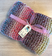 Charger l&#39;image dans la galerie, Foulard faits à la main🔴
